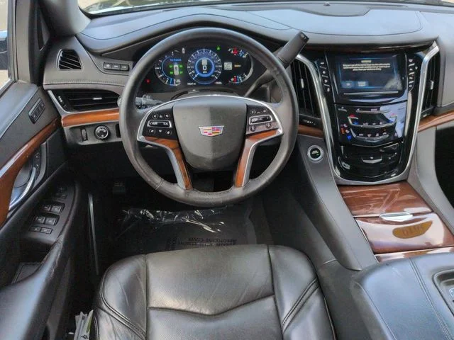 Used 2019 Black Raven Cadillac Luxury image 18