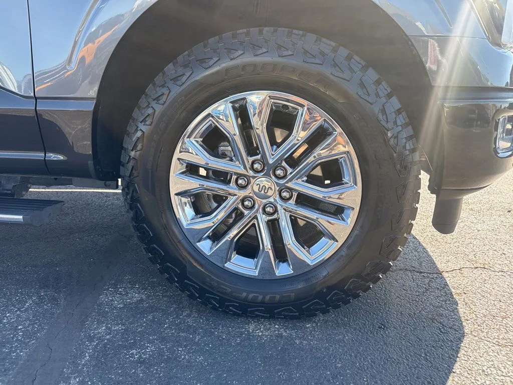 Used 2024 Gray Ford King Ranch image 40