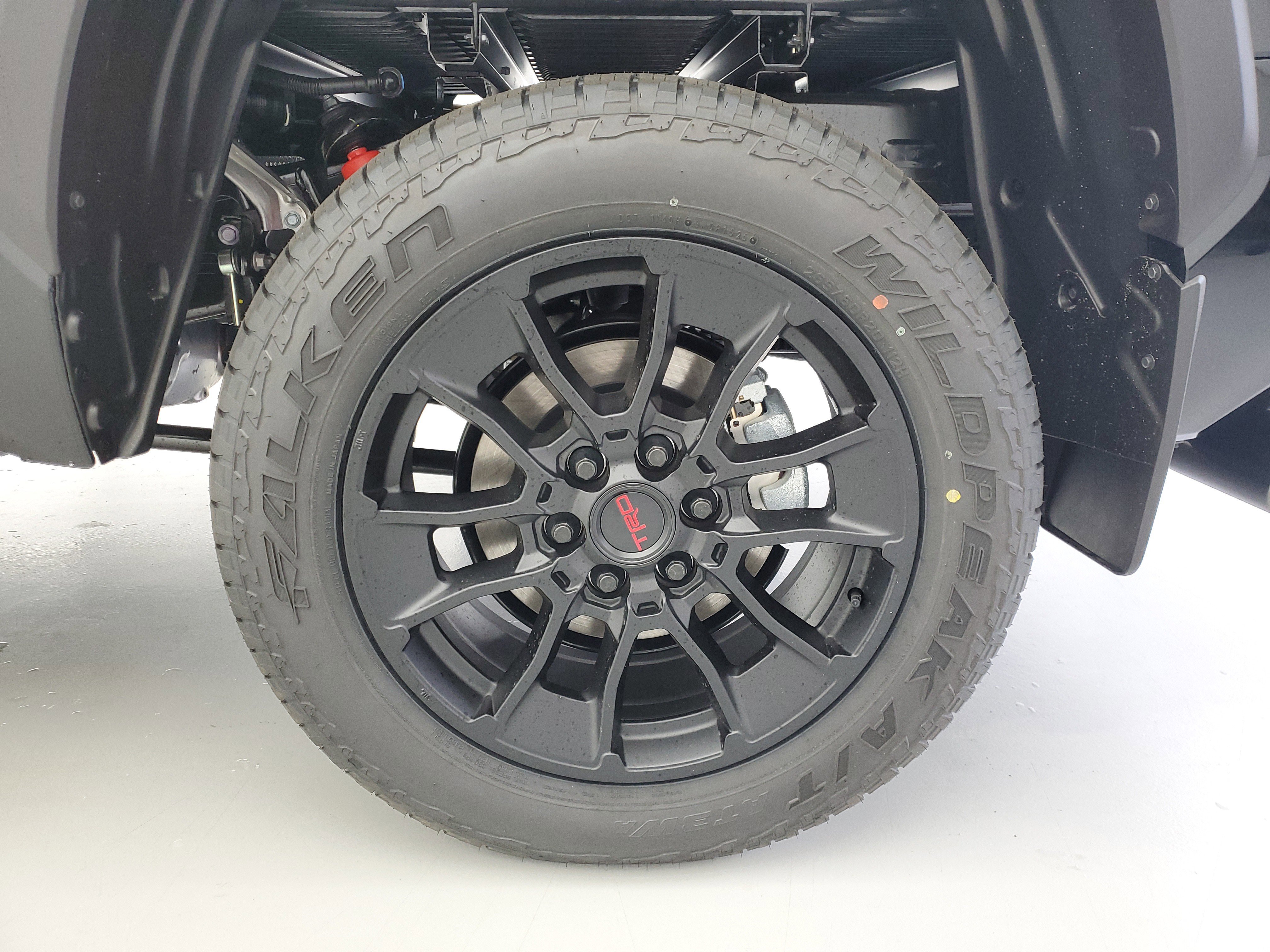 2026 Toyota Tundra Limited - Photo 11