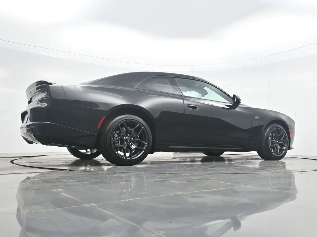 New 2026 Diamond Black Crystal Pearlcoat Dodge Scat Pack image 35