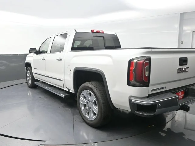Used 2018 White GMC SLT image 6