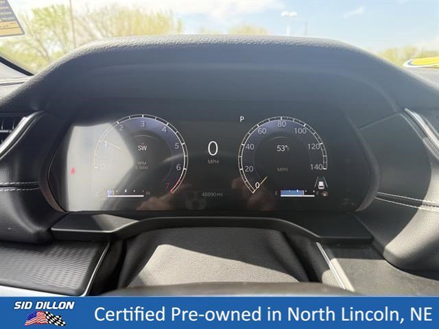 Used 2023 Diamond Black Crystal Pearlcoat Jeep Laredo image 13