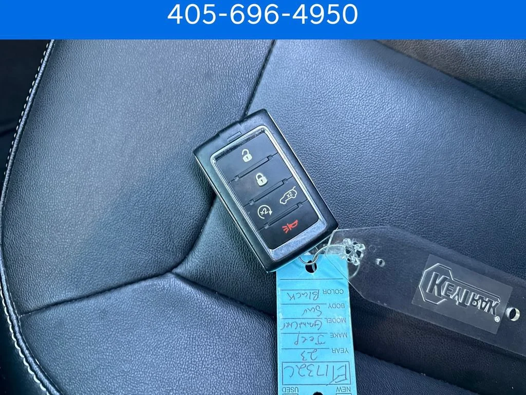 Pre-Owned 2023 Jeep Grand Cherokee Limited