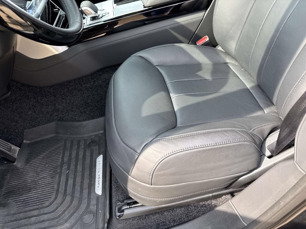 Used 2024 Black Land Rover Autobiography image 30