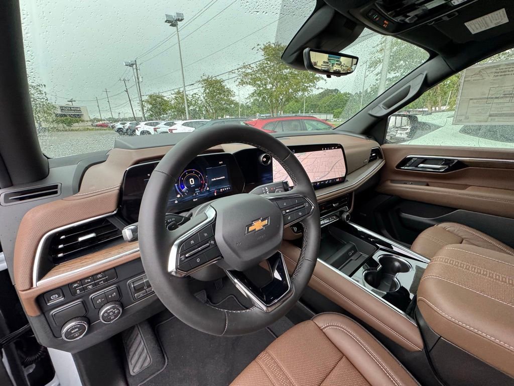 New 2026 Polar White Tricoat Chevrolet High Country image 13