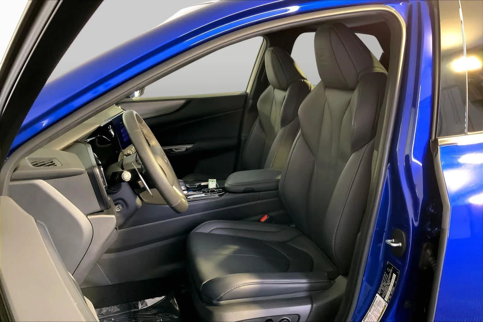 Used 2024 Ultrasonic Blue Mica 2.0 Lexus F SPORT Handling image 9