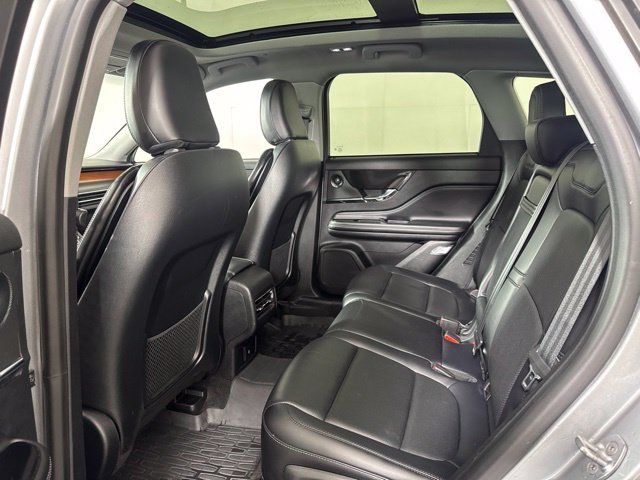 Used 2021 Silver Lincoln Reserve image 12