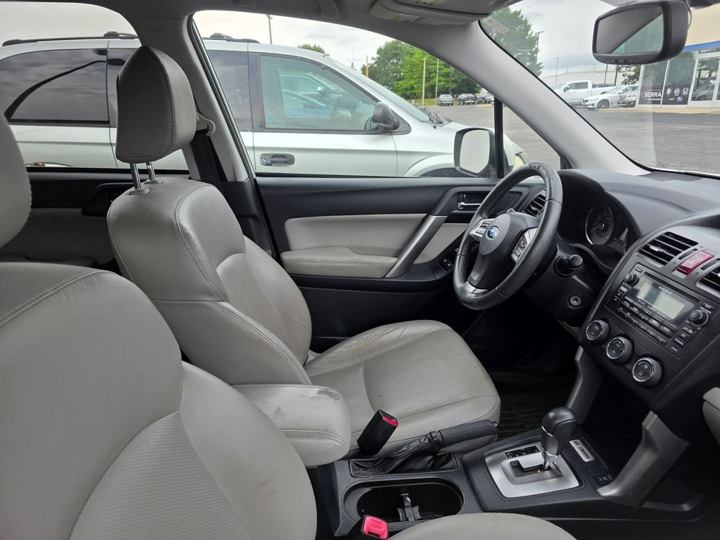 Used 2015 Satin White Pearl Subaru 2.5i Limited image 6