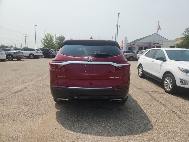Used 2018 Quartz Buick Essence image 2