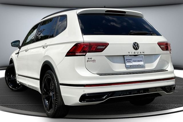 Used 2024 White Volkswagen 2.0T SE R-Line Black image 7