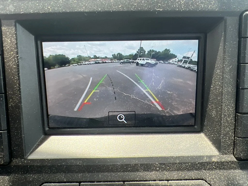 Used 2020 Blue Ford XL image 12