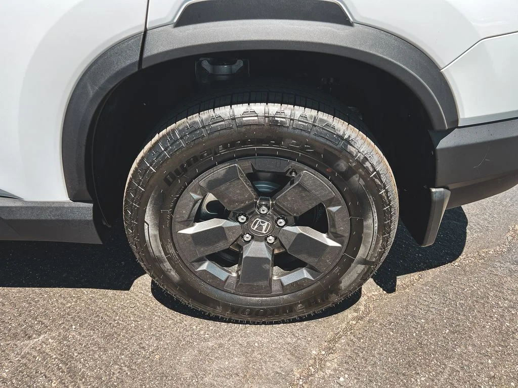 New 2026 Platinum White Pearl Honda RTL Towing image 13