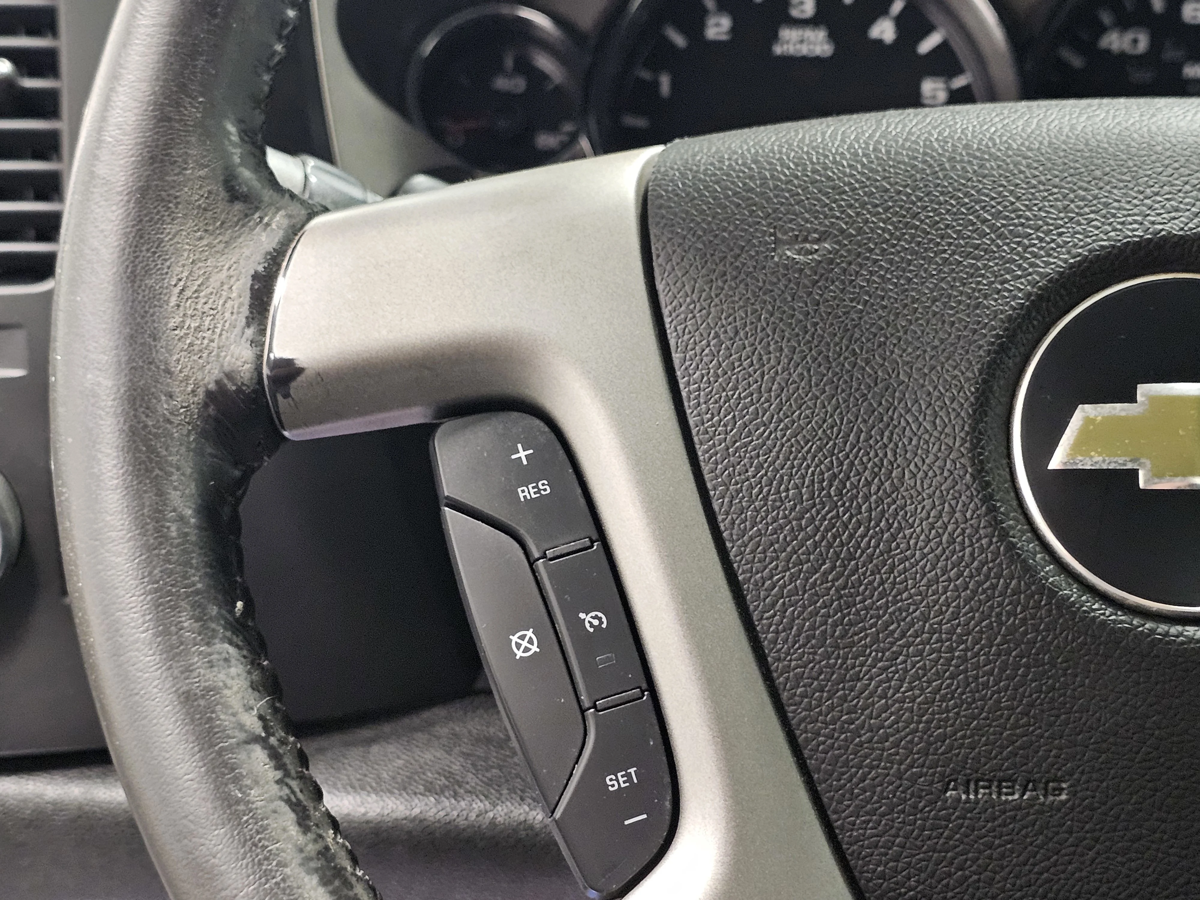 Used 2013 Summit White Chevrolet LT image 21