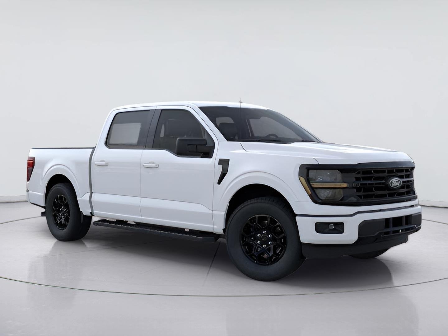 New 2026 Oxford White Ford XLT image 7