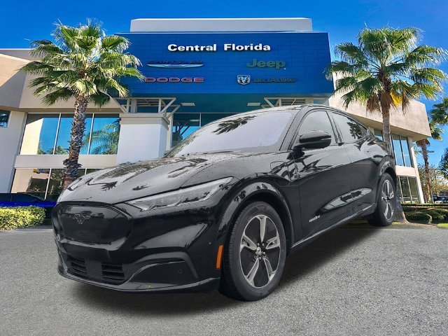 Used 2023 Black Ford Premium image 9