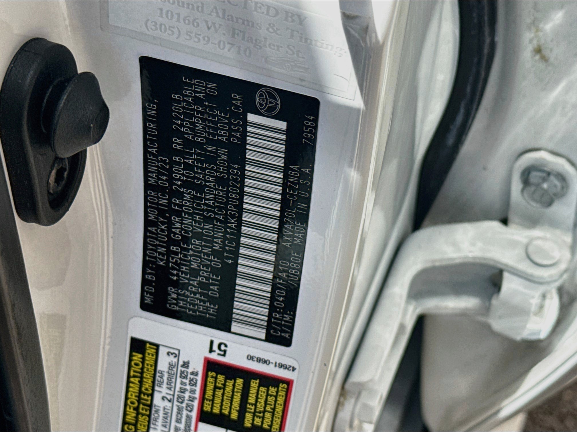 Used 2023 Ice Toyota LE image 34