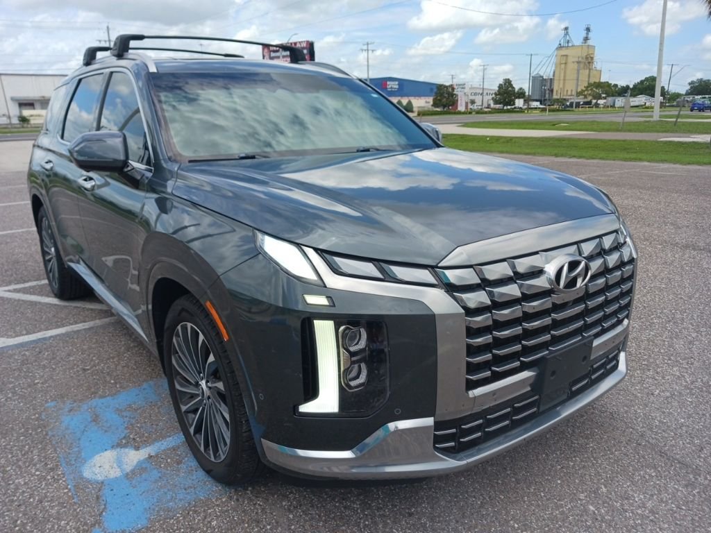 2023 Hyundai Palisade Calligraphy FWD's photo