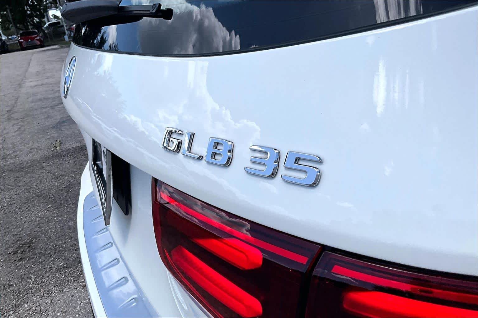 Used 2025 Polar White Mercedes-Benz AMG® GLB 35 image 19