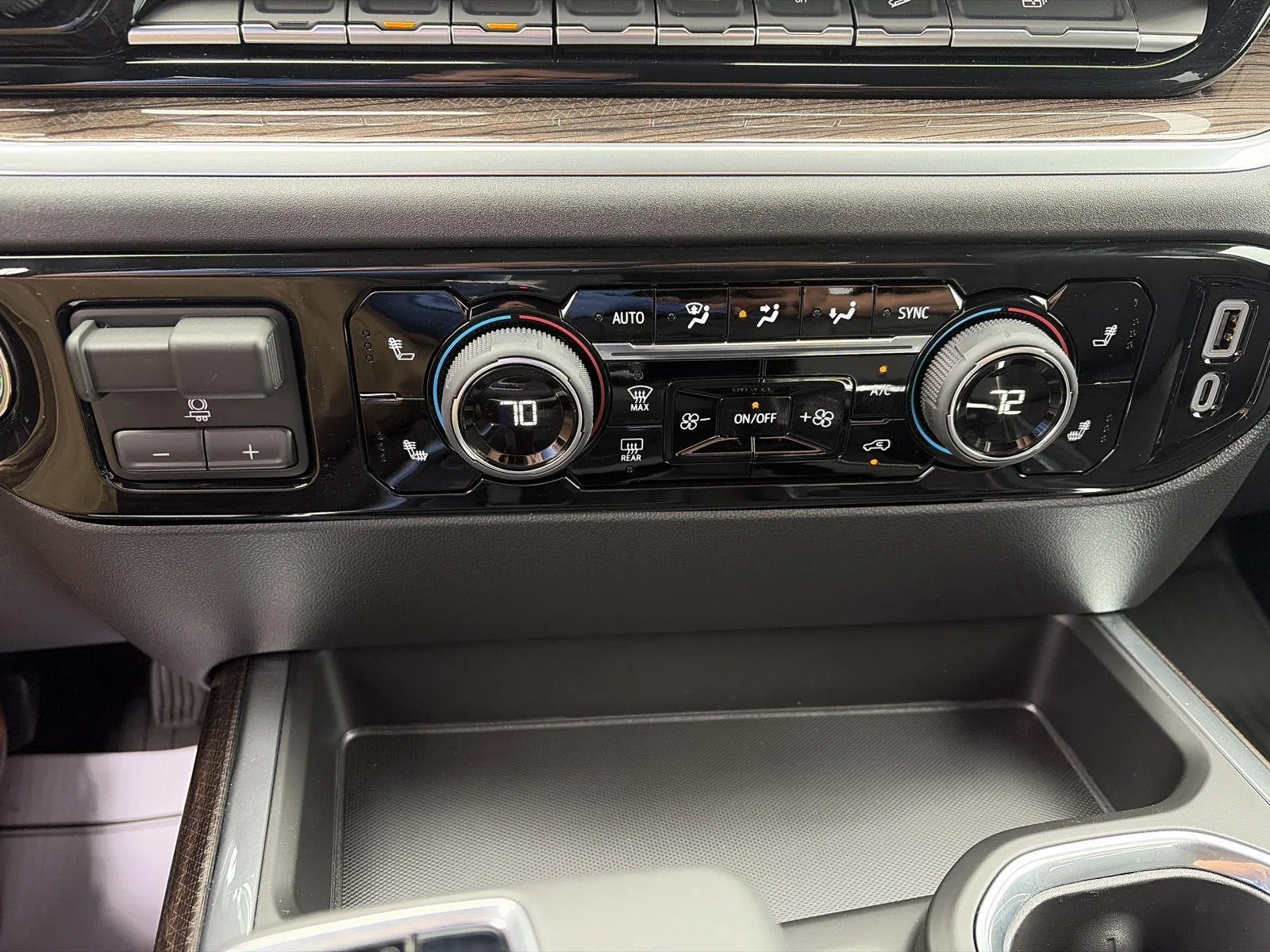 New 2026 Sterling Gray Metallic Chevrolet RST image 30