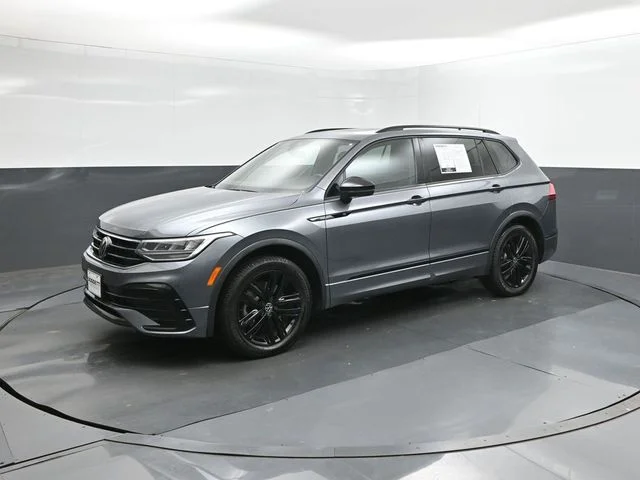 2022 Volkswagen Tiguan SE R-LINE BLACK
