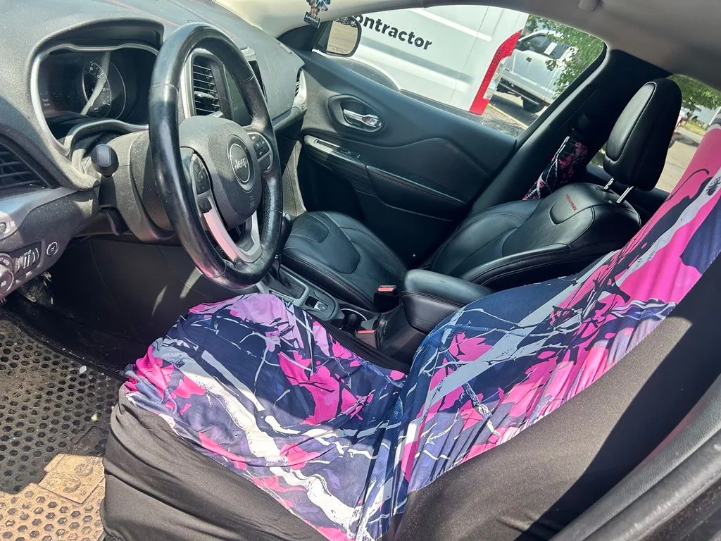 Used 2014 Gray Jeep Trailhawk image 10