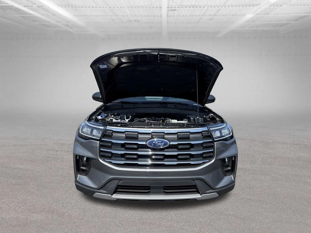 New 2026 Carbonized Gray Metallic Ford Active image 59