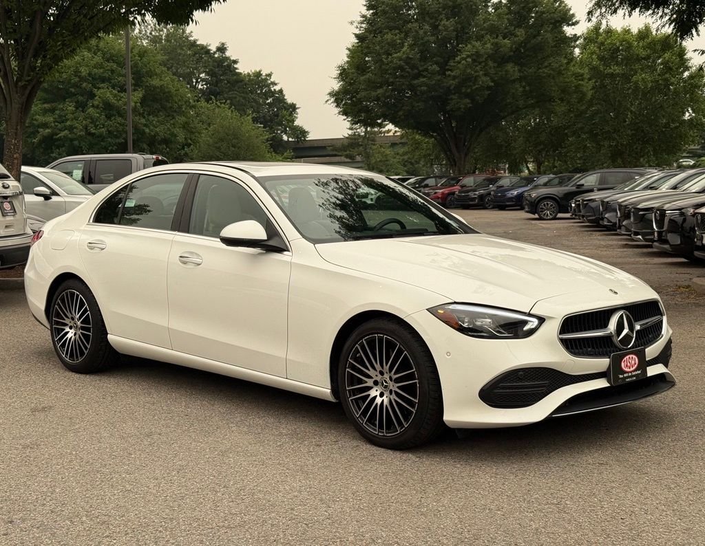 Used 2024  Mercedes-Benz C 300 image 1