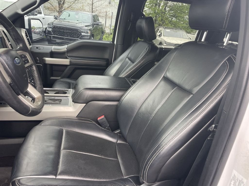 Used 2020 White Ford Lariat image 17