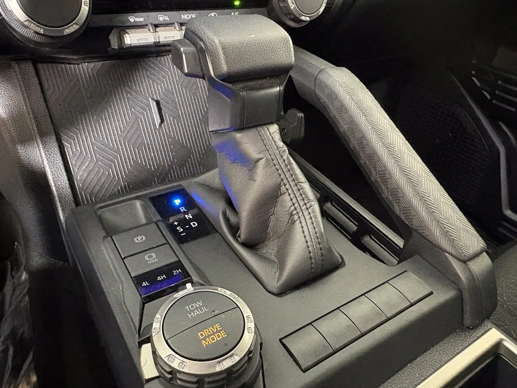 Used 2025 Black Toyota SR5 image 31