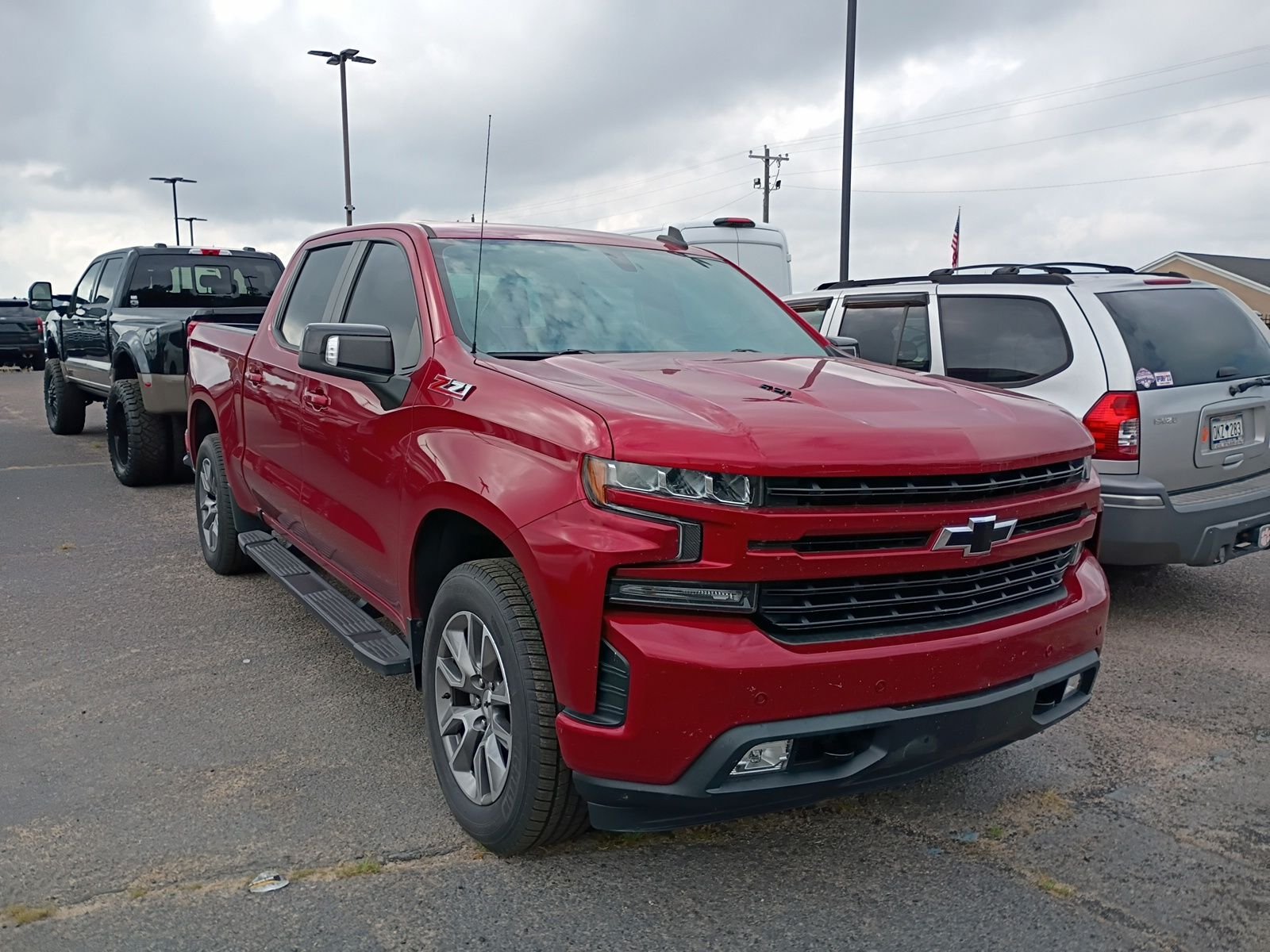 Used 2022 Red Chevrolet RST image 3
