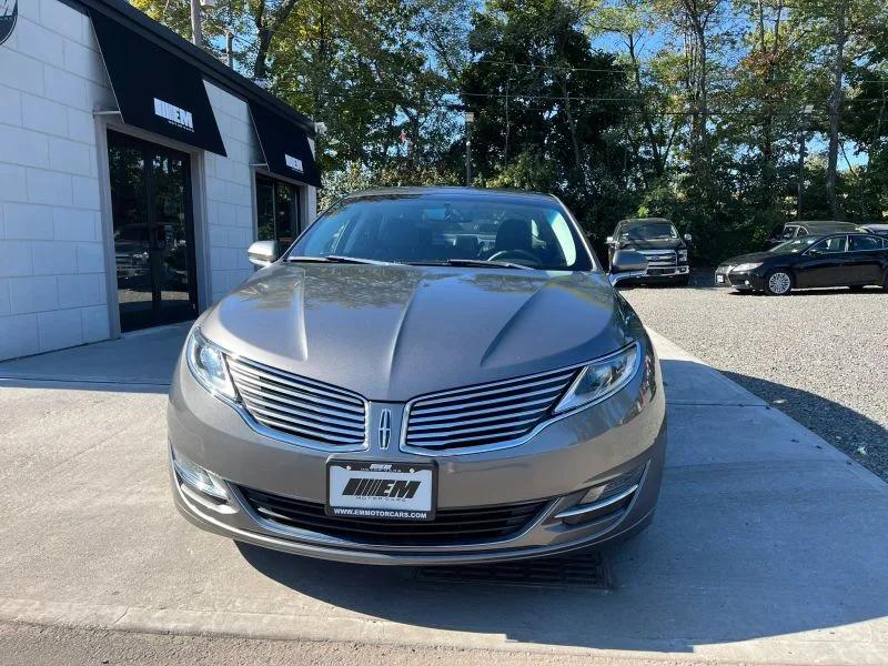 2014 Lincoln MKZ Base