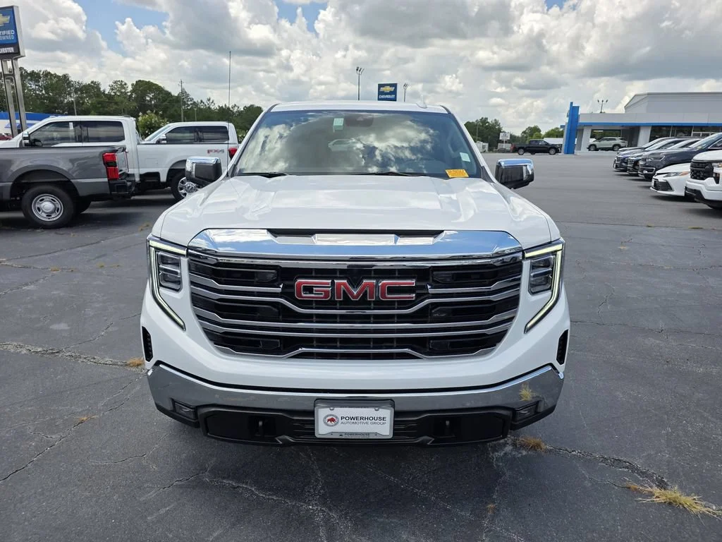 Used 2026 Summit White GMC SLT image 8