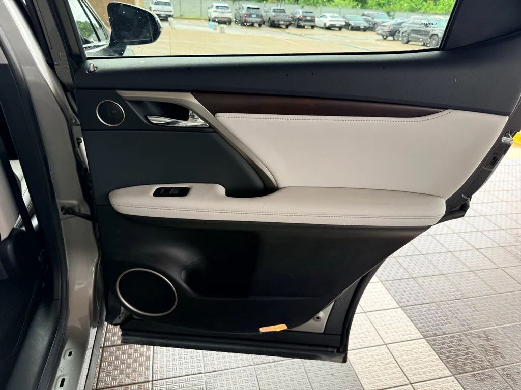 Used 2022 Atomic Silver Lexus  image 26