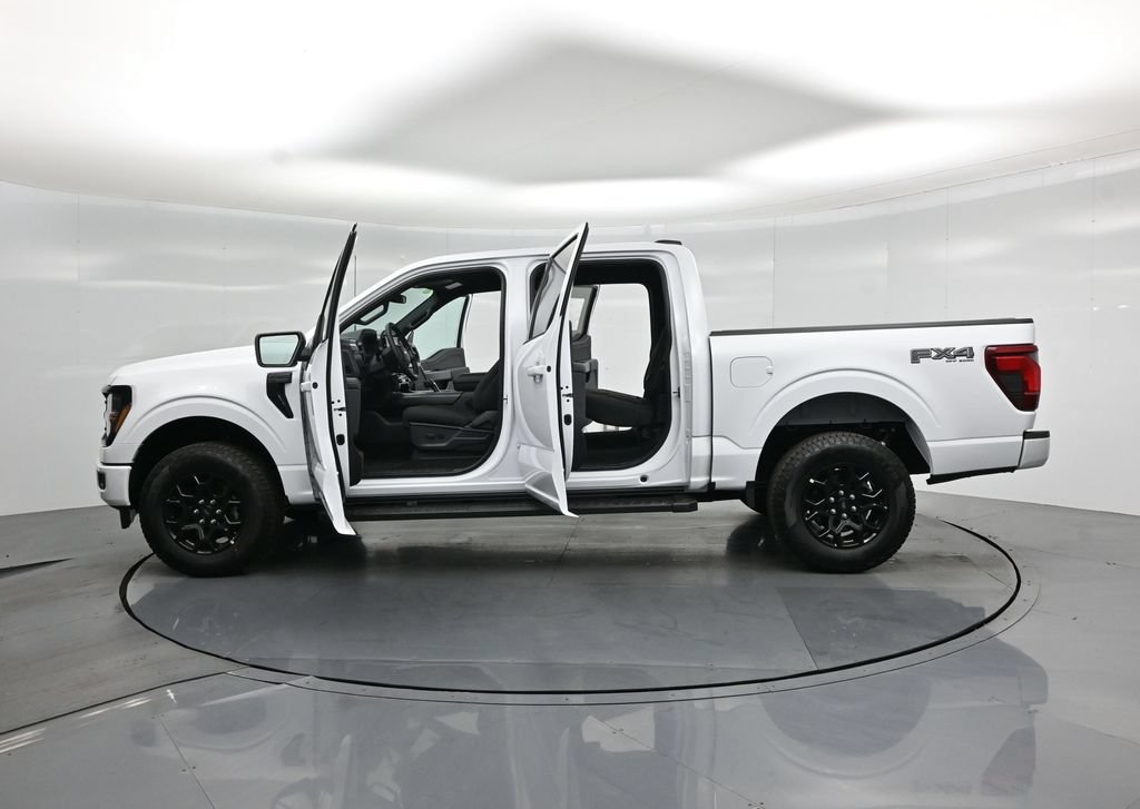 New 2026 White Ford XLT image 30