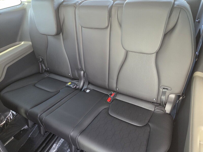 New 2026 Aurora Black Pearl Kia SX image 10