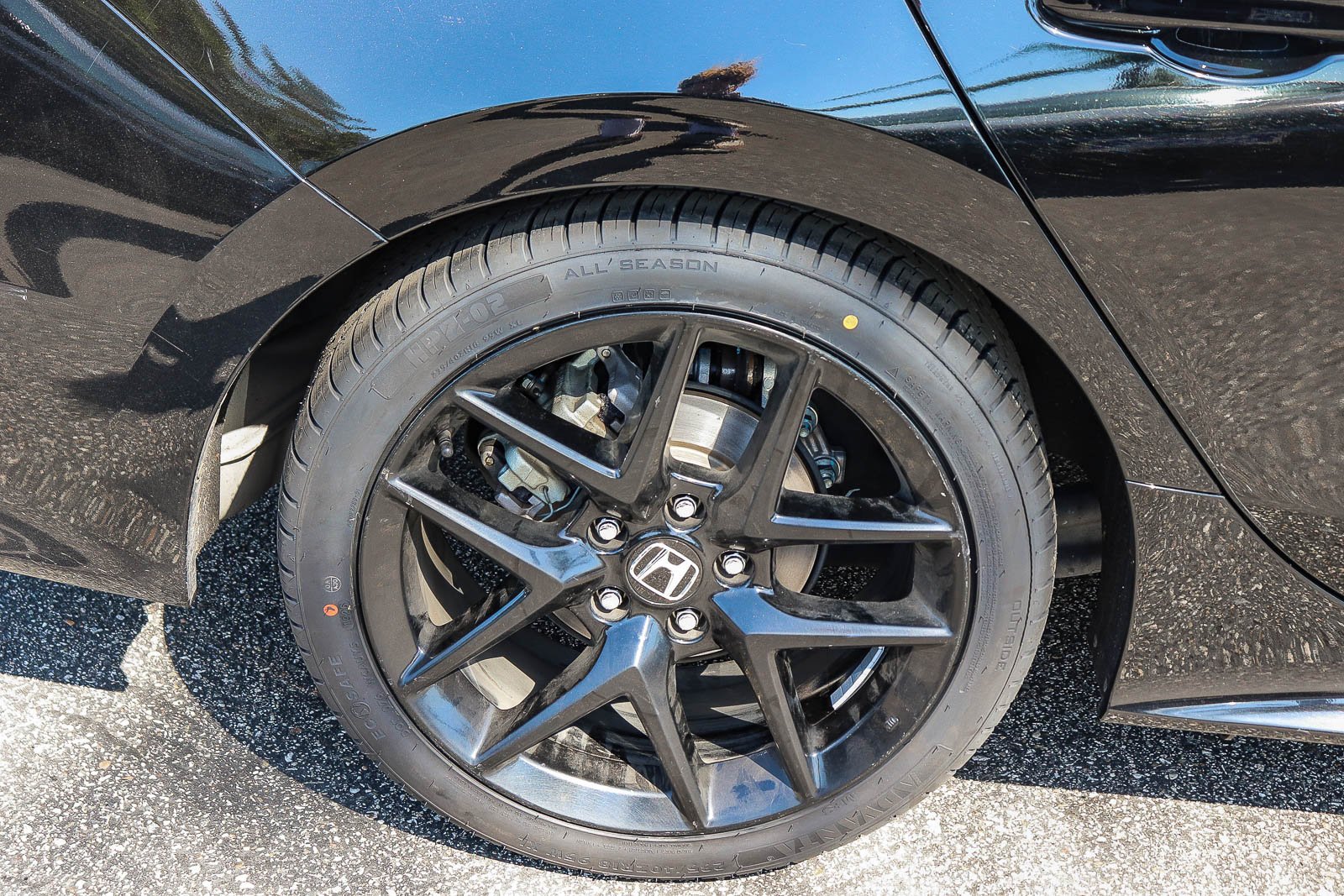 Certified Used 2024 Crystal Black Pearl Honda Sport image 8