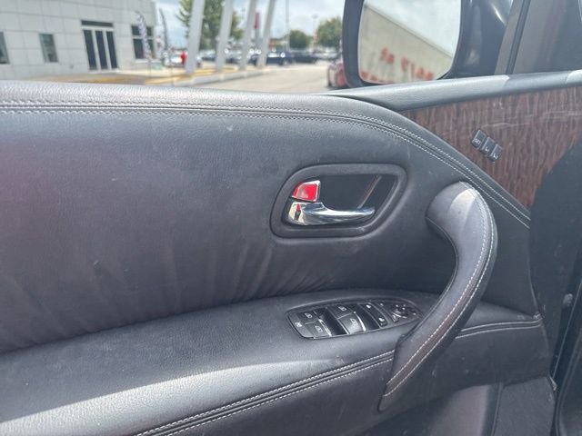 Used 2018 Blue Nissan SL image 14