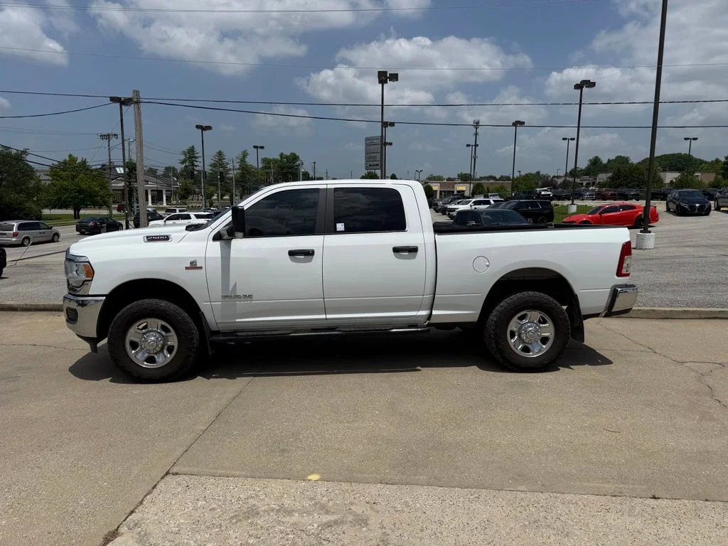 Used 2022 White Ram Big Horn image 11