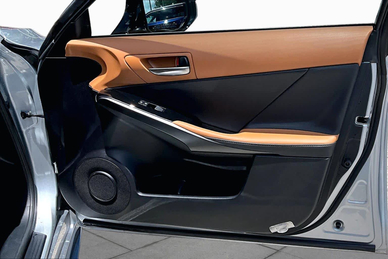 Used 2025 Iridium Lexus F SPORT Design image 27