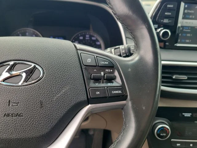 Used 2021 White Hyundai Limited image 17