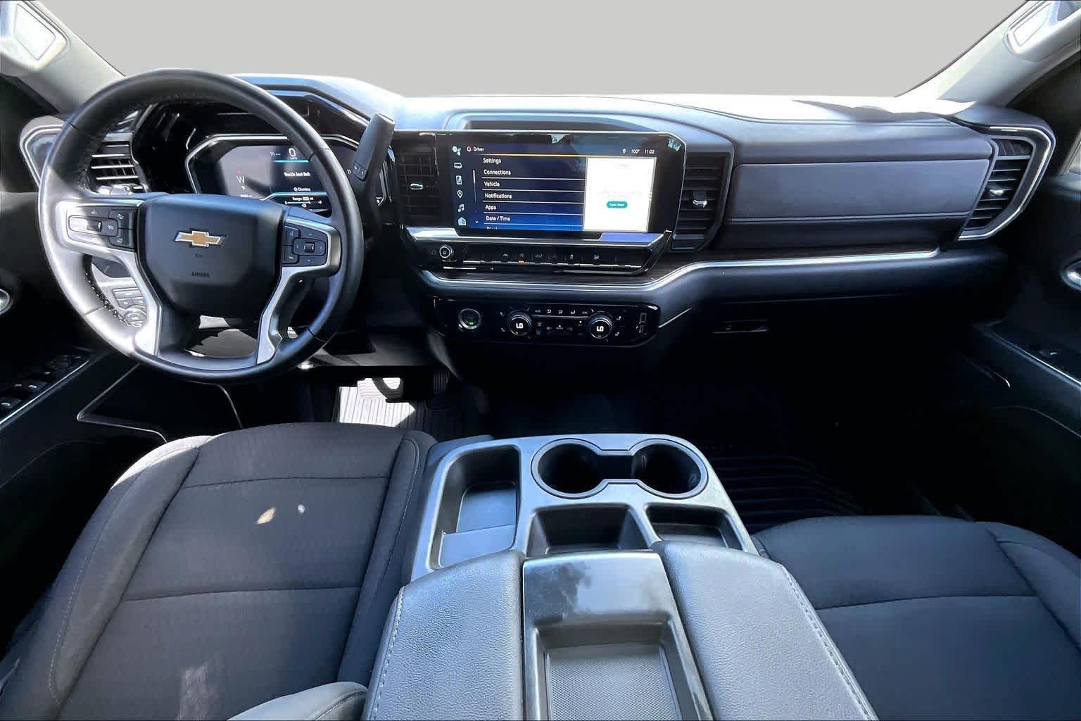 Used 2023 Summit White Chevrolet LT image 16