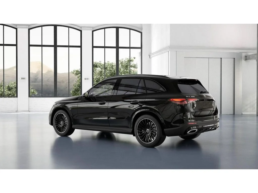 New 2027 Black Mercedes-Benz GLC 300 image 30