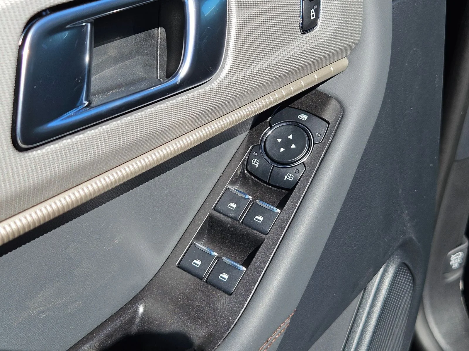 New 2026 Agate Black Metallic Ford Active image 14
