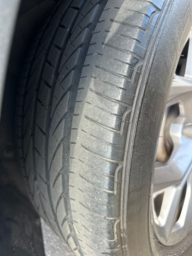 Used 2022 Black BMW xDrive30i image 7