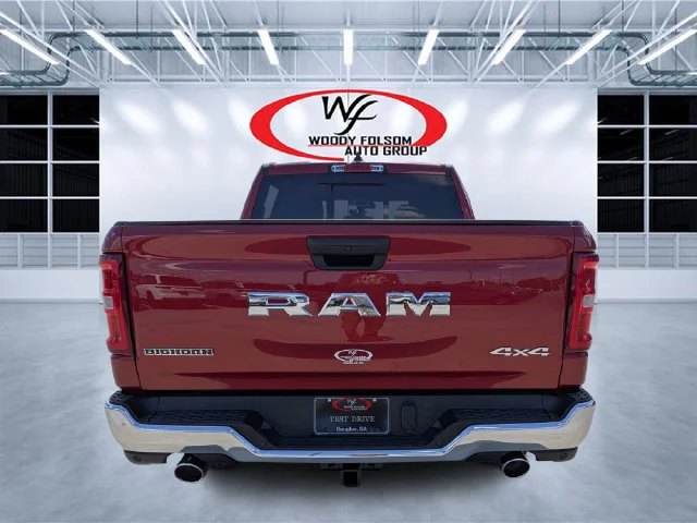 New 2027 Molten Red Pearl-Coat Exterior Paint RAM Big Horn/Lone Star image 4