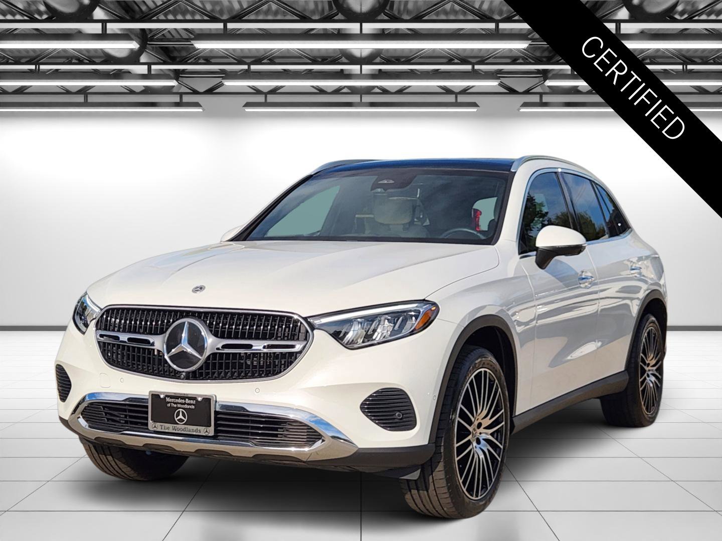Certified Used 2024 MANUFAKTUR Moonlight White Metallic Mercedes-Benz GLC 300 image 5