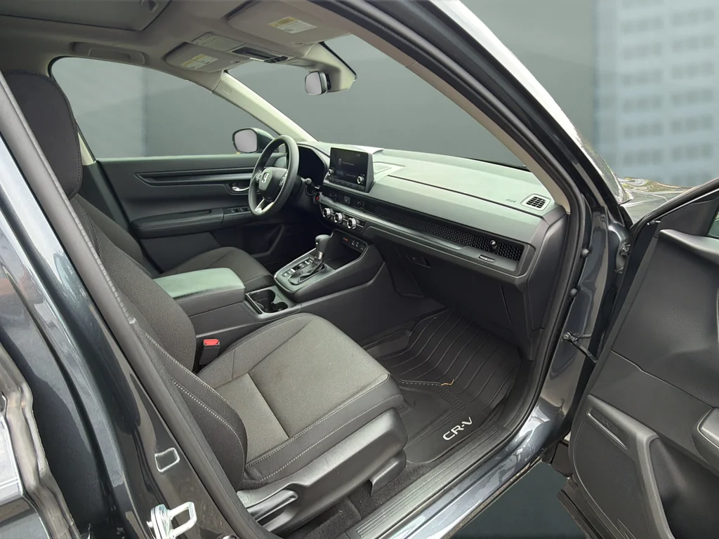 Used 2024  Honda EX image 17