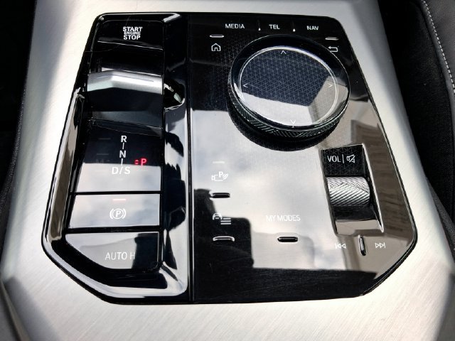 Used 2025 Gray BMW M50 xDrive image 22