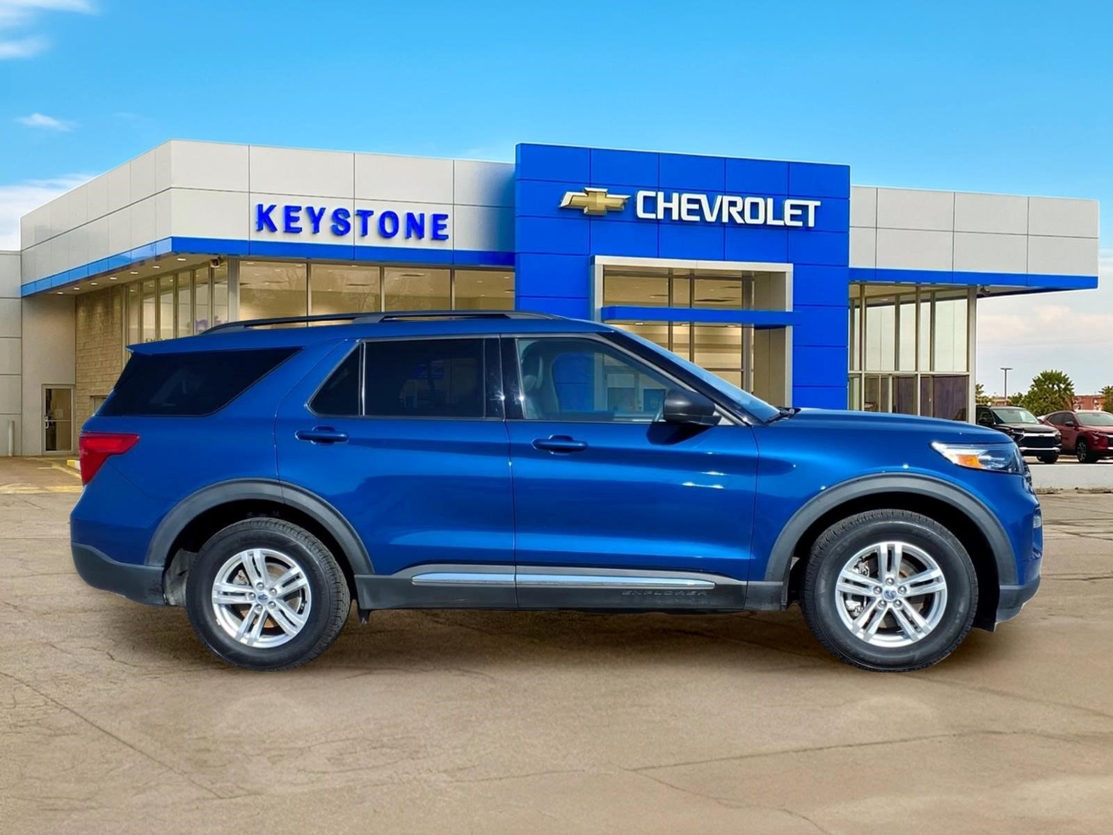 Used 2021 Blue Ford XLT image 8