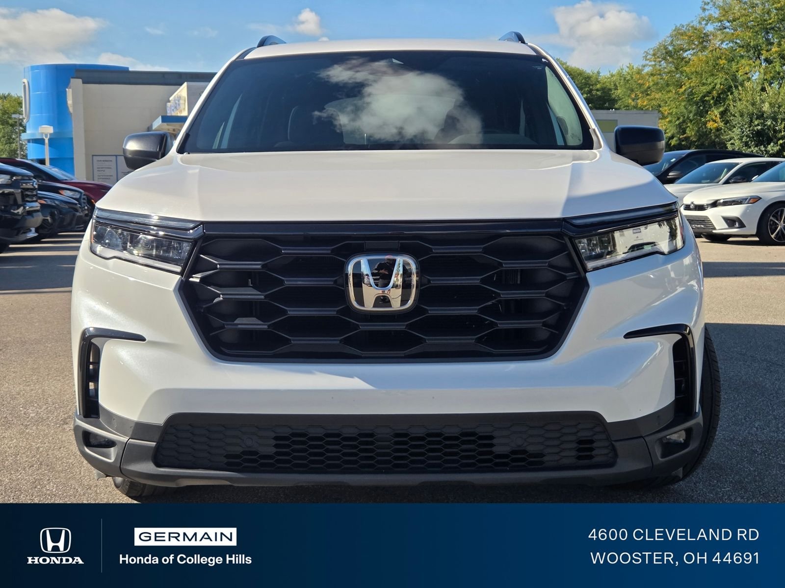 Used 2025 Platinum White Pearl Honda Sport image 13